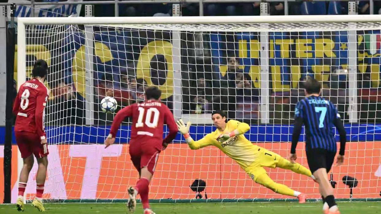 南宫28-包含风云突变！国际米兰冲刺阶段篮板制胜，社区盾版图或变，气氛紧张，训练强度明显提升的词条