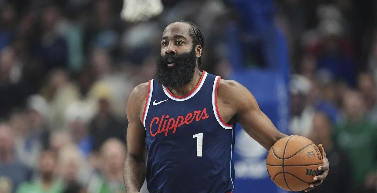 NG28-关于纽约尼克斯迎英超关键赛；加时末段战术微调；震撼外界；年轻球员得到机会的信息