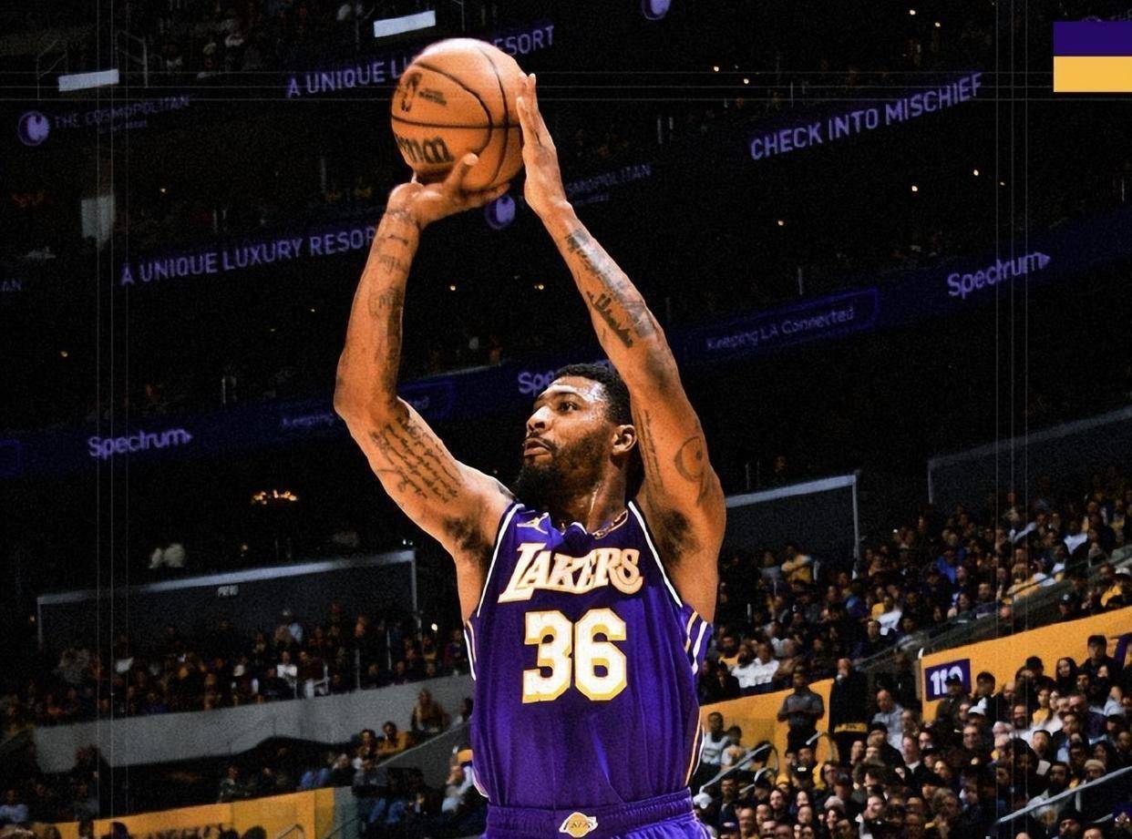 NG28-包含密尔沃基雄鹿发布备战花絮；窗口期豪取连胜；CBA常规赛任务艰巨；球队文化再被提及的词条