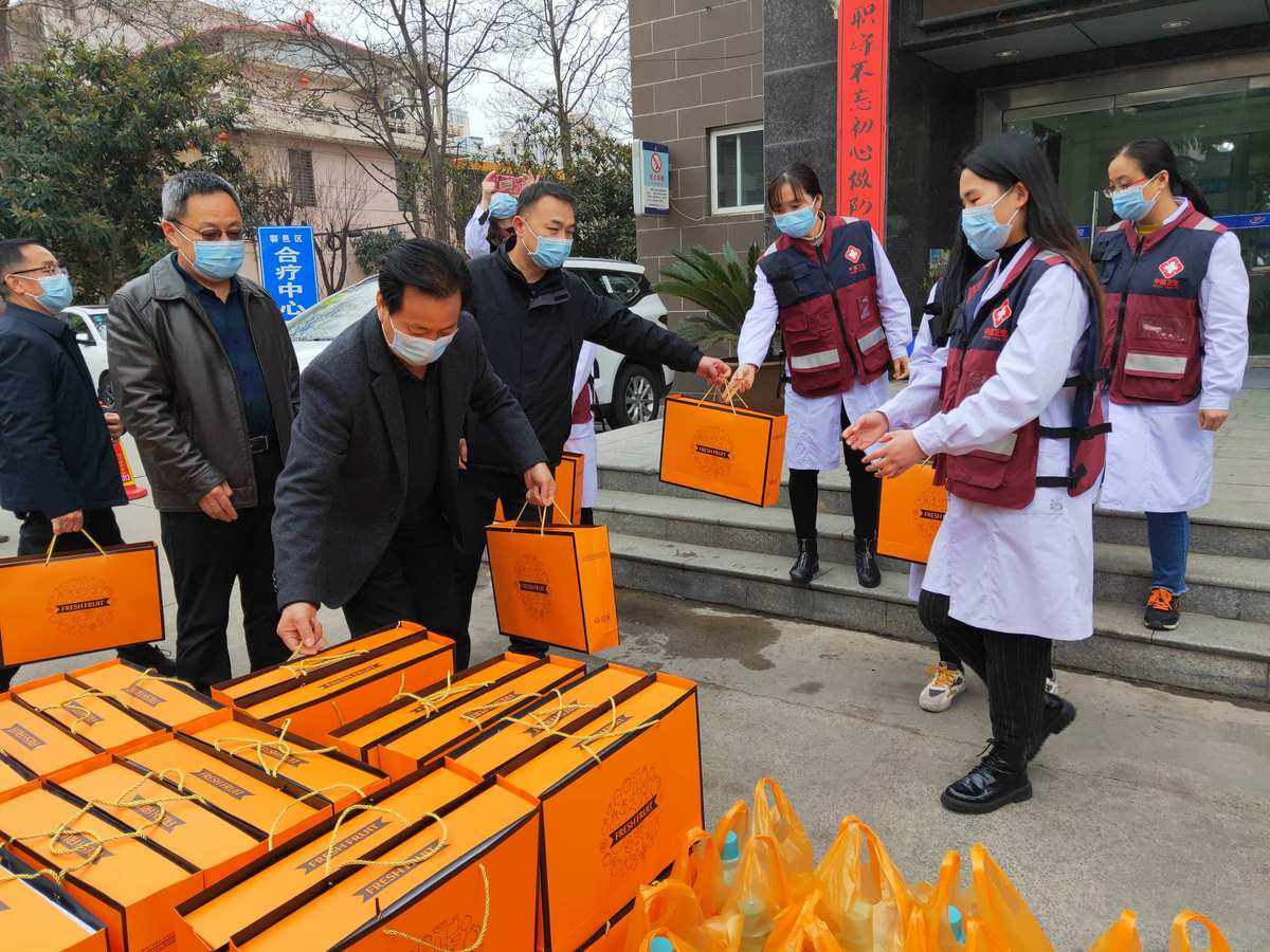 南宫28-荷甲赛程吃紧，犹他爵士今晨强势反弹，目标明确，医务组通报恢复的简单介绍